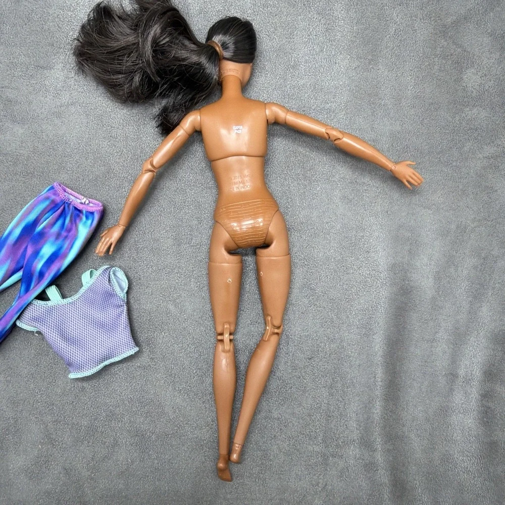 Barbie Made to Move African American Articulated Yoga Doll Blue Outfit GXF06